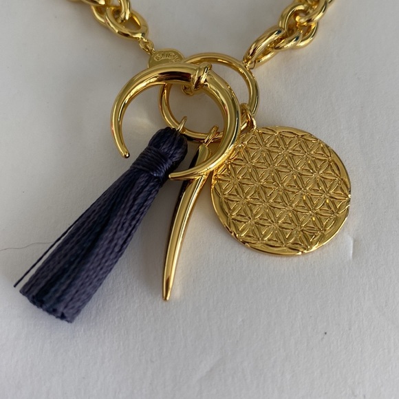 Gorjana 18k gold plated chain bracelet with hanging charms tassel 7 in. NEW